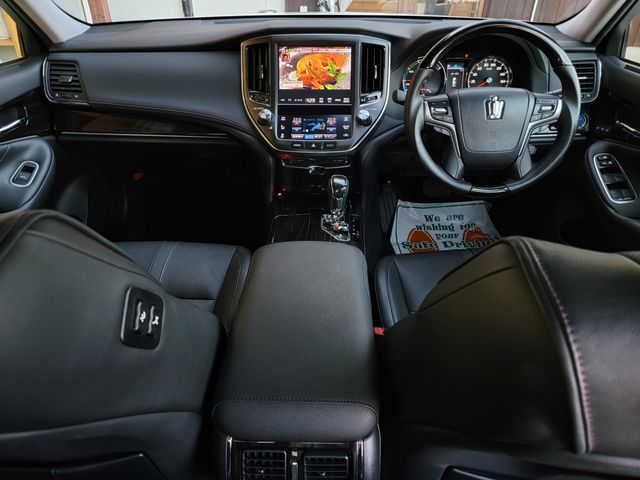 Toyota CROWN SEDAN 2016-08 19519-17