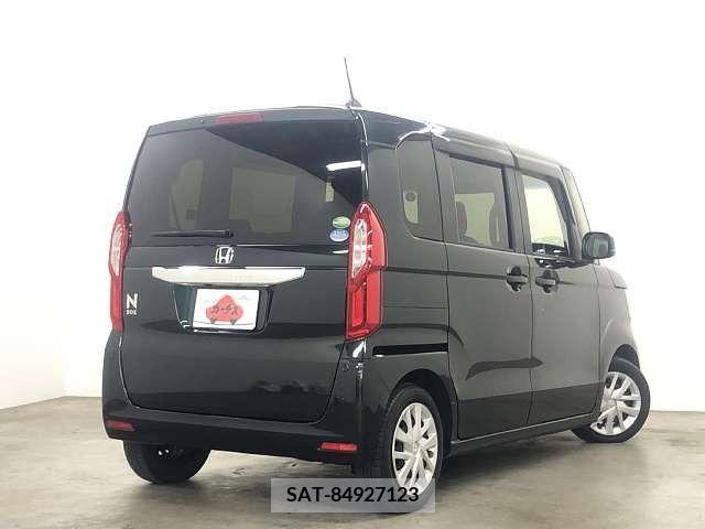 Honda N BOX 2019-06 278606-2