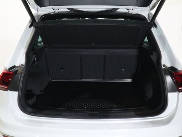 VolksWagen TIGUAN 2019-02 26624-25