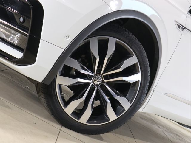 VolksWagen TIGUAN 2019-02 26624-27