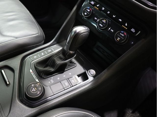 VolksWagen TIGUAN 2019-02 26624-11