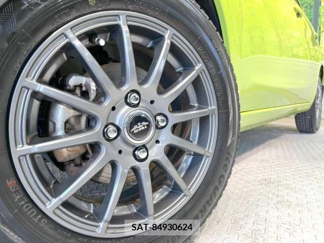 Nissan MARCH 2018-05 256108-13