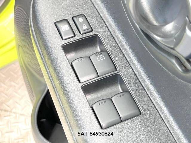 Nissan MARCH 2018-05 256108-7