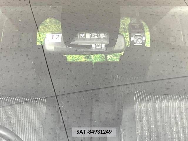Toyota VOXY 2017-12 289049-4