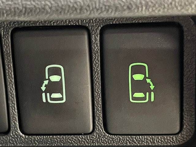Toyota HIACE VAN 2023-04 196464-3