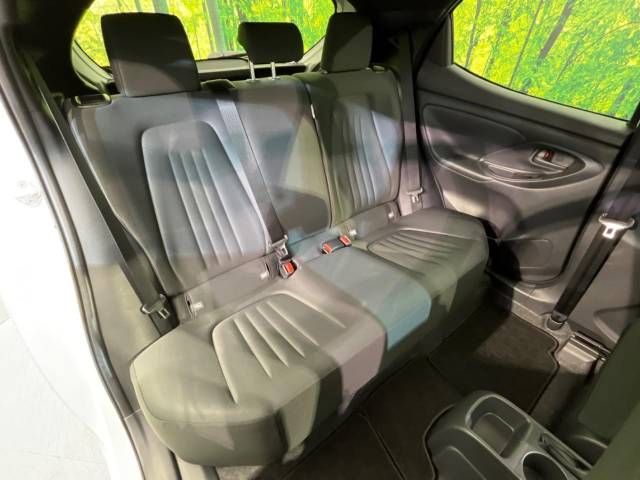 Toyota YARIS 2023-04 196157-10