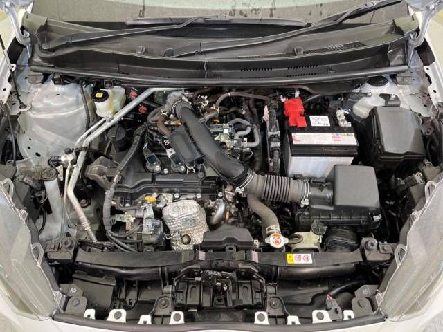 Toyota YARIS 2023-04 196157-18