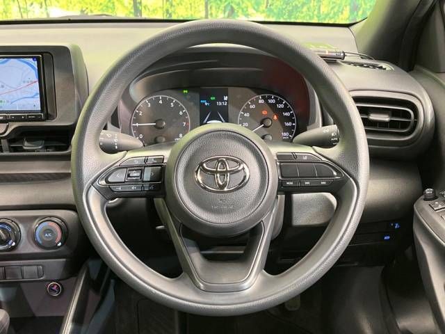 Toyota YARIS 2023-04 196157-8