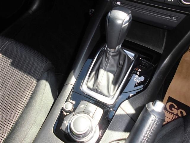 Mazda AXELA SPORT 2017-02 182208-15