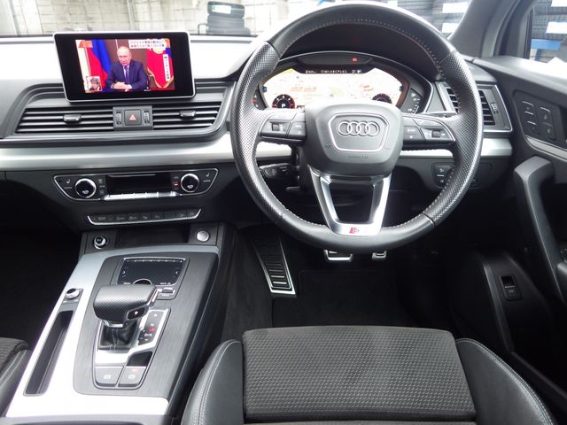 Audi Q5 2019-05 1189-8
