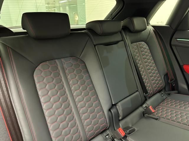 Audi RS Q3 2021-04 9375-15