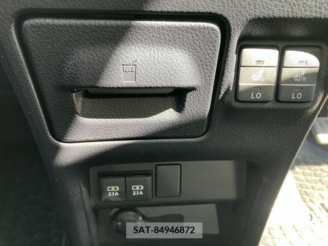 Toyota VOXY 2018-07 202844-14