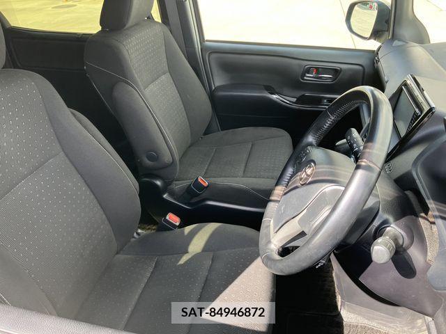 Toyota VOXY 2018-07 202844-19