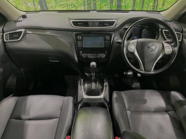 Nissan X-TRAIL 2015-12 187776-1