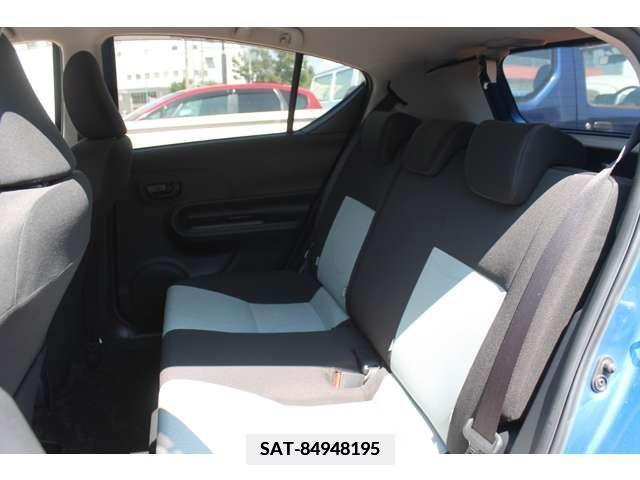 Toyota AQUA 2013-11 337411-5