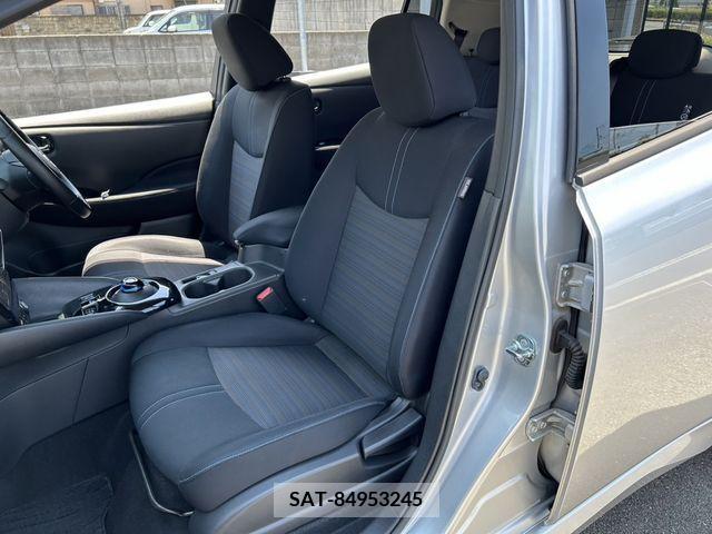 Nissan LEAF 2017-10 367059-17