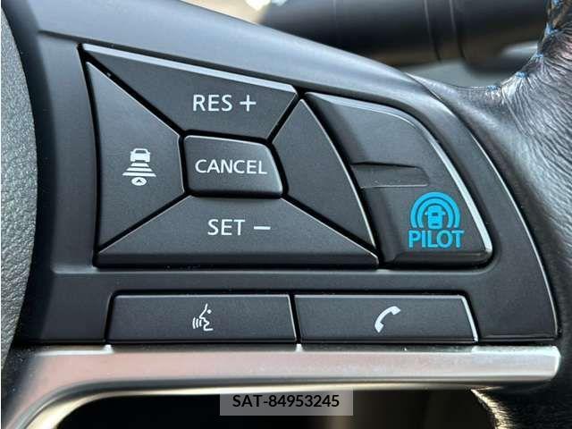 Nissan LEAF 2017-10 367059-12