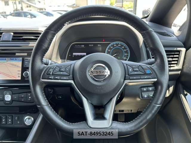 Nissan LEAF 2017-10 367059-11