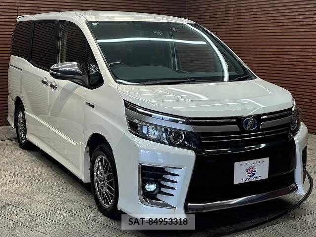 Toyota VOXY HYBRID 2017-01 331874-13