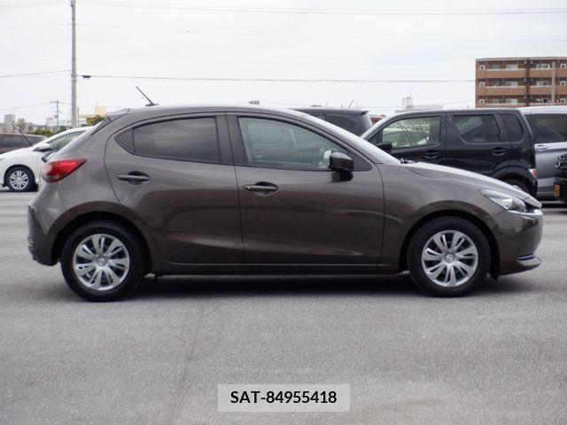 Mazda MAZDA2 2020-06 276371-3