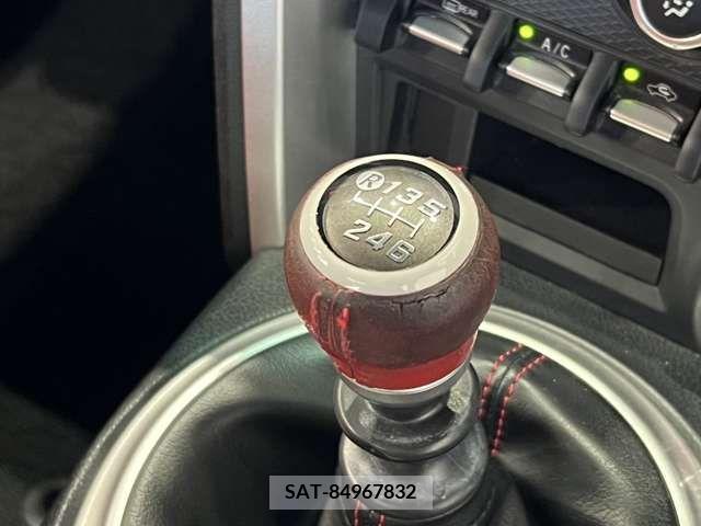 Toyota 86 2016-06 268942-7