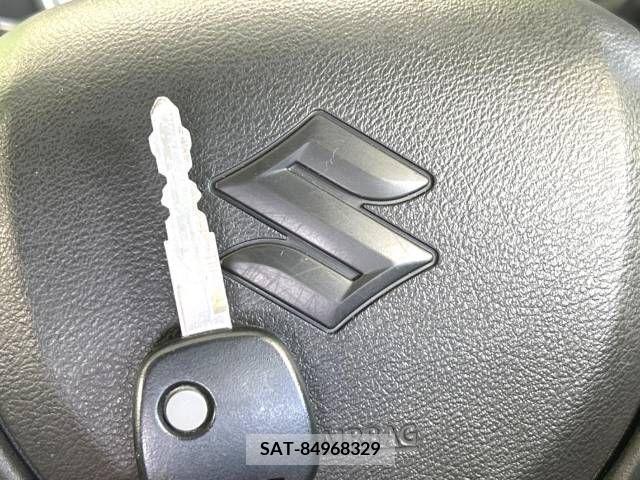 Suzuki ALTO 2019-06 305166-7