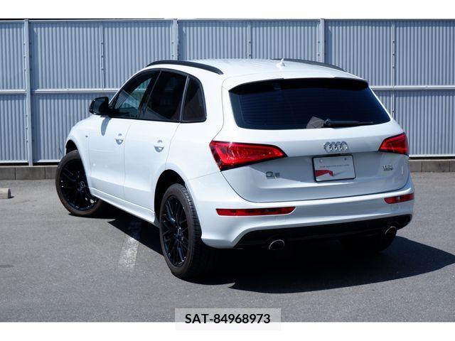Audi Q5 2016-02 261374-2