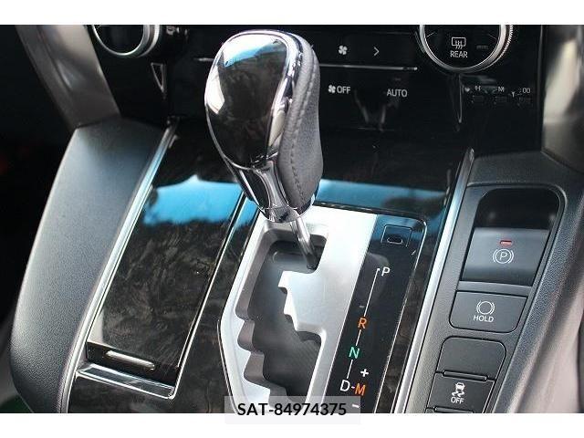 Toyota ALPHARD 2016-11 207985-7