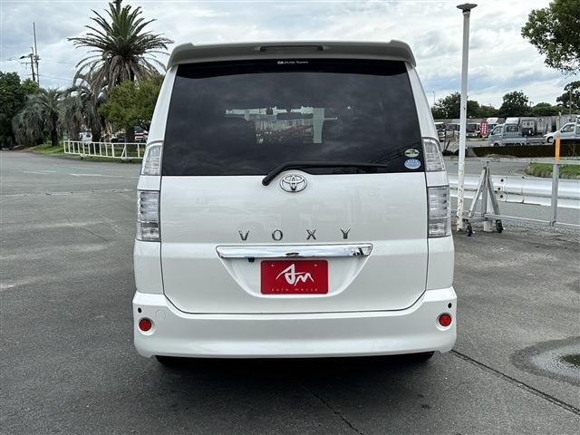 Toyota VOXY 2007-06 8652-3