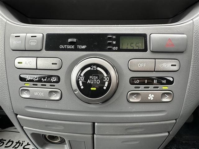Toyota VOXY 2007-06 8652-8
