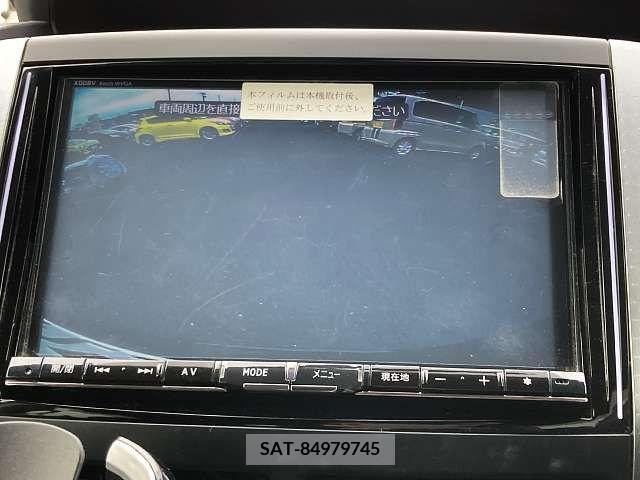 Toyota VOXY 2013-10 372788-6