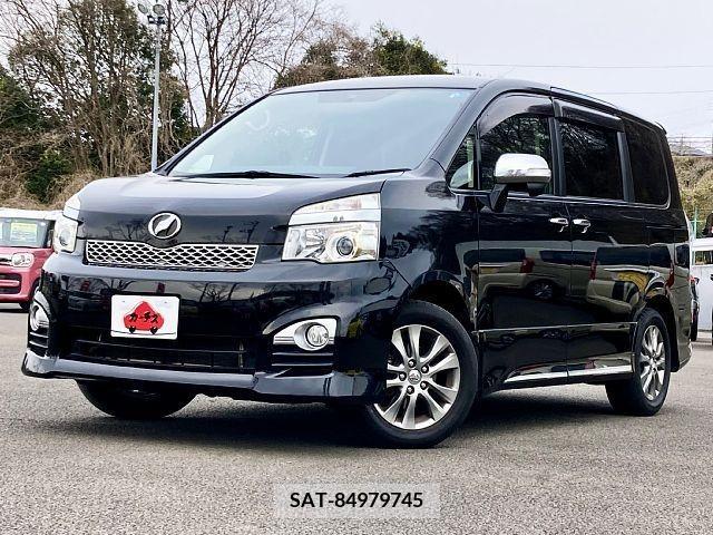 Toyota VOXY 2013-10 372788-0