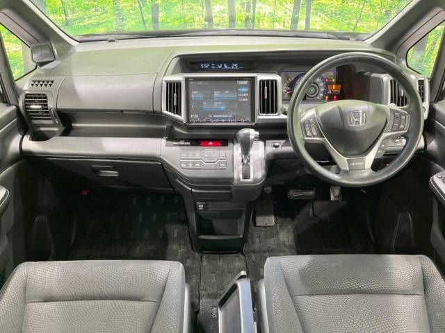 Honda e 2014-03 184466-1