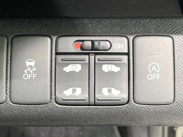 Honda e 2014-03 184466-5