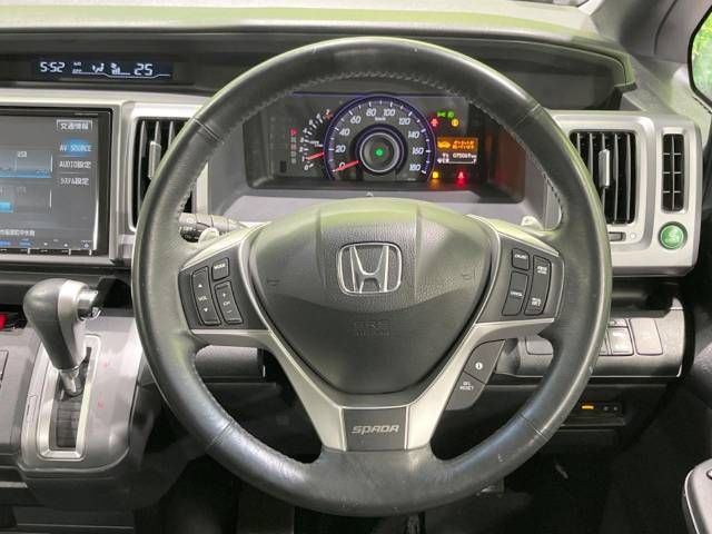 Honda e 2014-03 184466-12