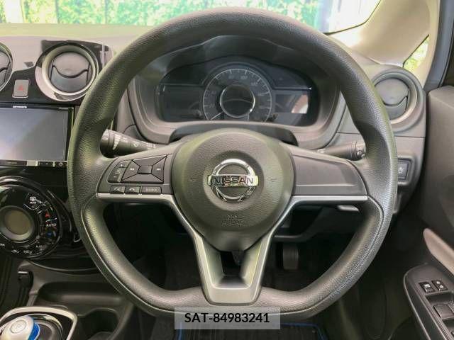Nissan NOTE 2017-07 338522-11