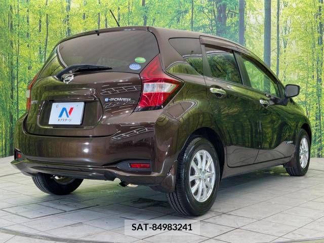 Nissan NOTE 2017-07 338522-17