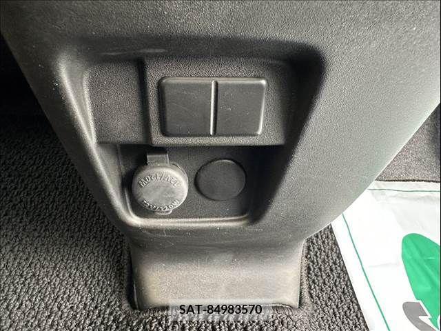 Suzuki SPACIA 2021-09 312390-26