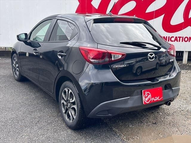 Mazda DEMIO 2015-04 28838-6