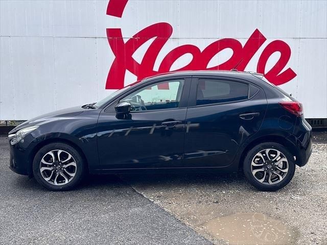 Mazda DEMIO 2015-04 28838-7