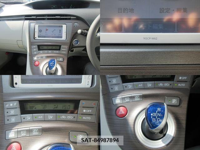 Toyota PRIUS 2013-08 281811-11