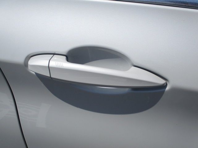 Bmw 2 SERIES 2021-08 2059-11