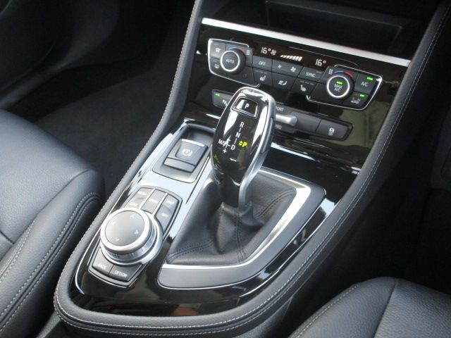 Bmw 2 SERIES 2021-08 2059-26