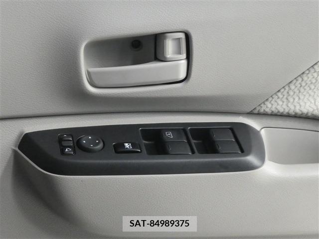 Nissan ROOX 2022-04 212295-3