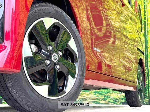 Nissan ROOX 2020-04 354596-12