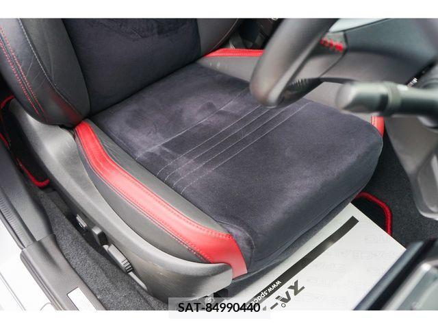 Subaru WRX STI 2017-10 316903-11
