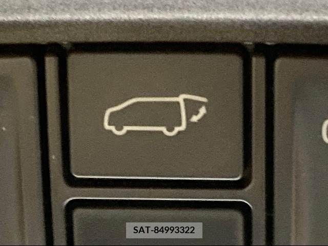 Toyota ALPHARD 2016-11 205995-4