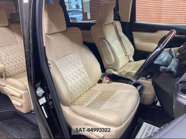 Toyota ALPHARD 2016-11 205995-7
