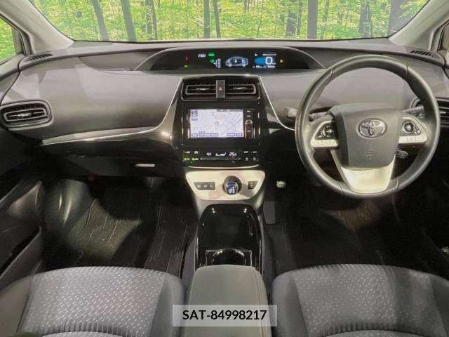 Toyota PRIUS 2018-05 225300-1