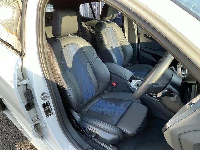 Bmw 1 SERIES 2021-08 15657-16